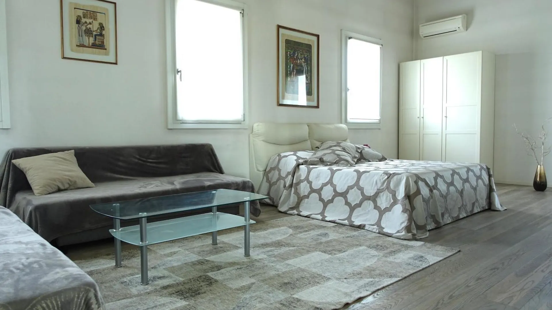 Pool & Garden Villa Lelia Mirano 0*,  Ιταλία
