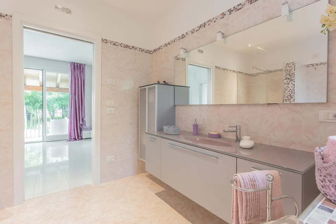 B&B Pool & Garden Villa Lelia 미라노 이탈리아