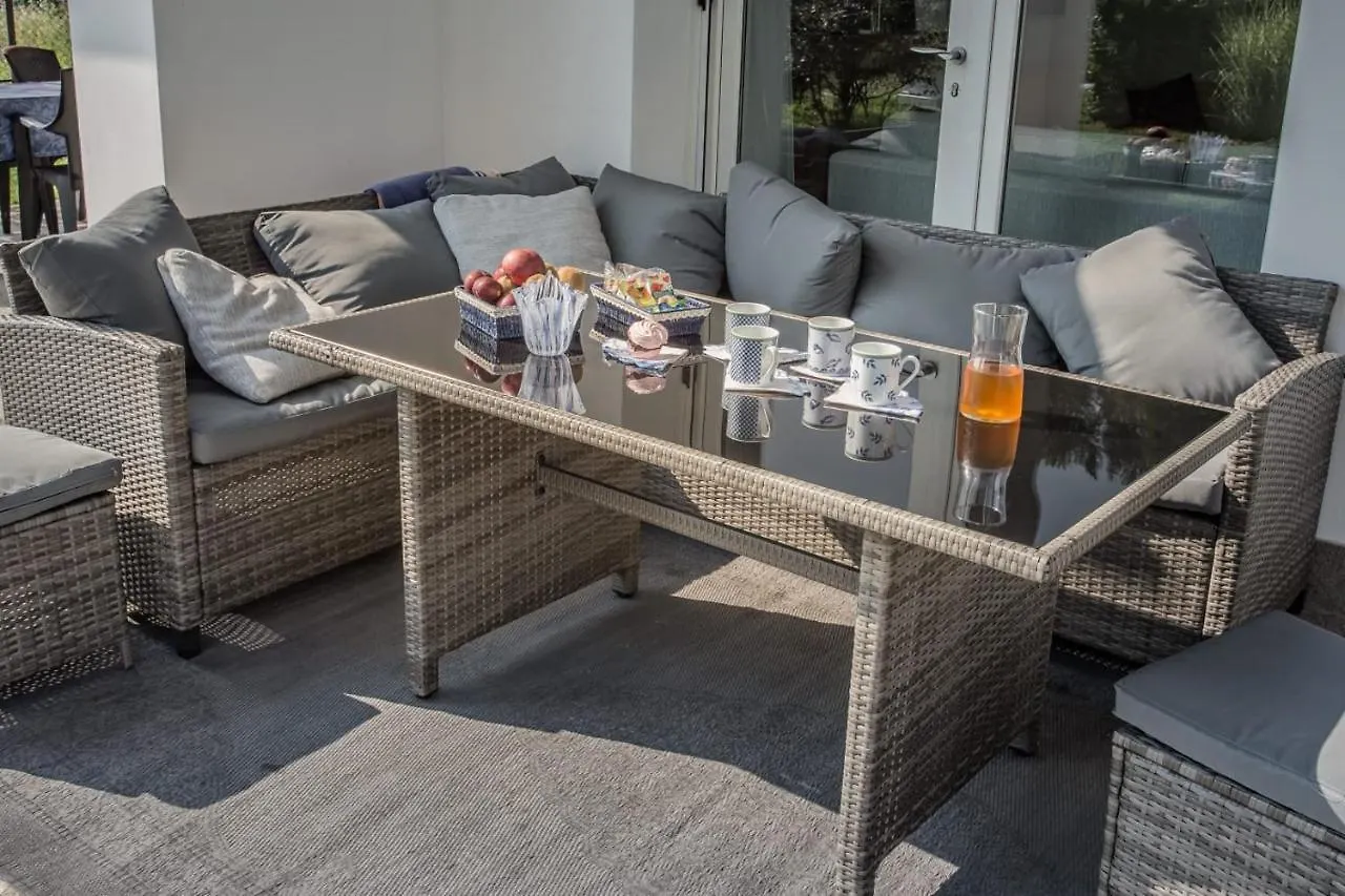 Pool & Garden Villa Lelia 미라노 0*,  이탈리아